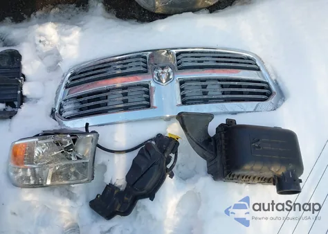 2018 Ram 1500 Big Horn 4X4 6'4 Box z USA, uszkodzony, nr VIN 1C6RR7GG0JS229011